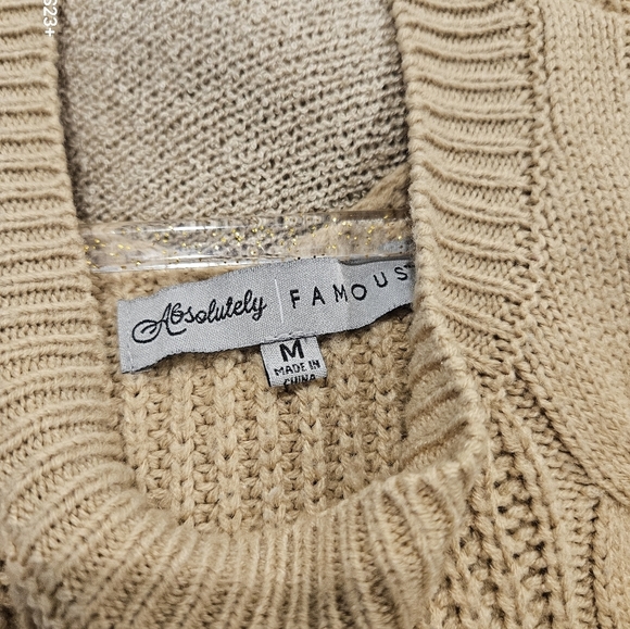 Woman's Tan Cable Knit Sweater NWOT - Picture 6 of 6